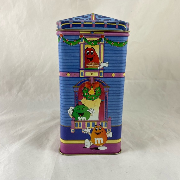 M&M’s Brand Christmas Village Series 2001 Number 12 & 1995 Brand Town & Sticker - Picture 12 of 16